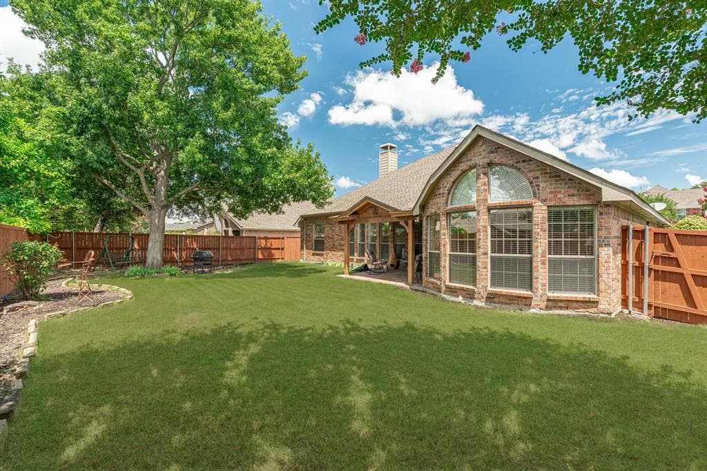 7813 Owl Creek Ln