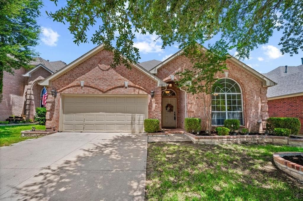 4621 Angelina Way
