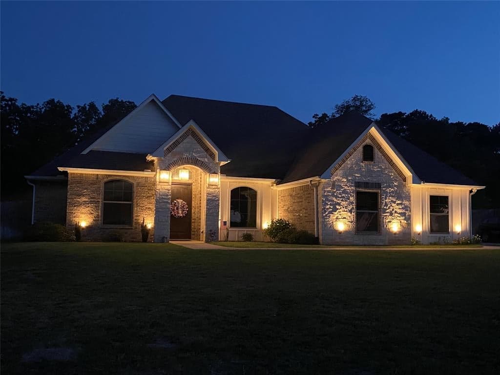 897 County Road 2320