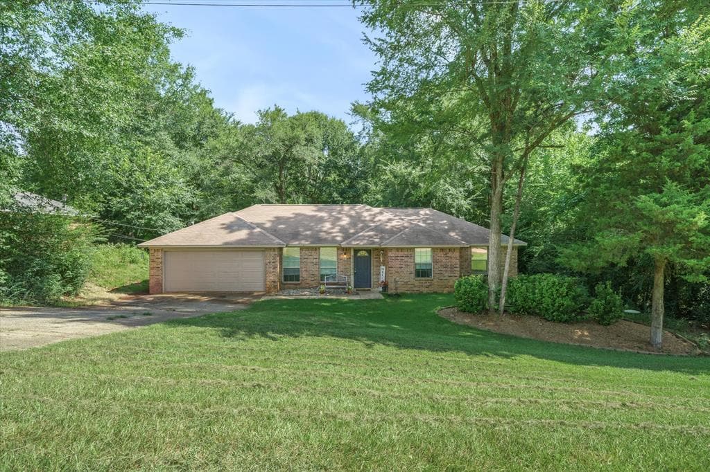 9165 Stonecreek Dr
