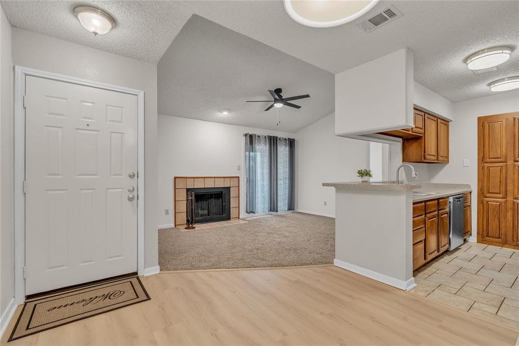 2101 Friendly Dr Apt 3121