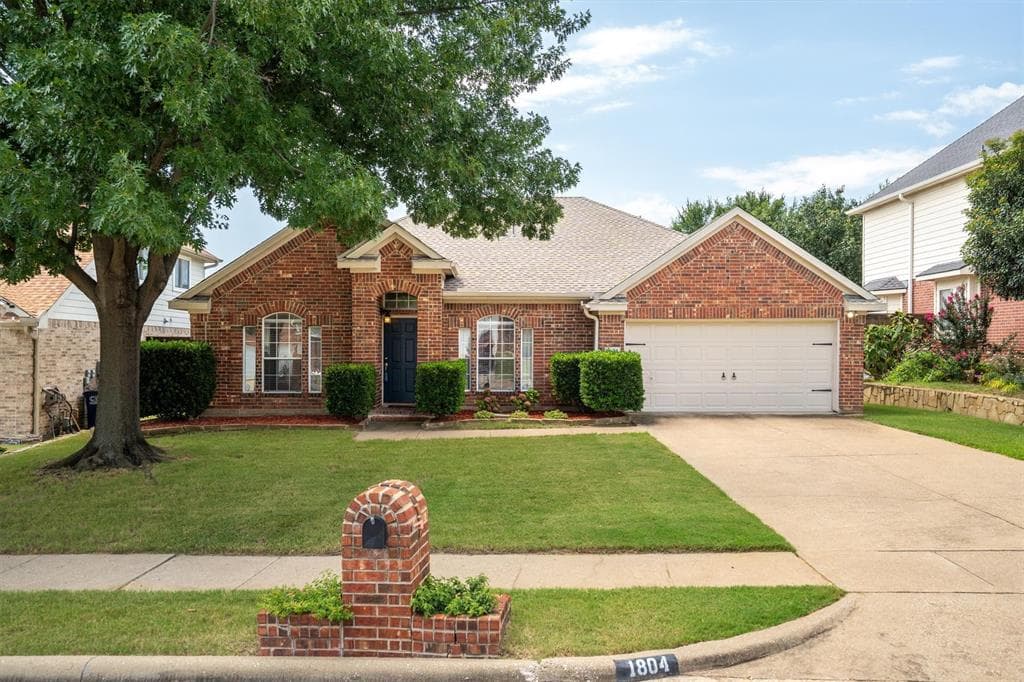 1804 Caladium Dr