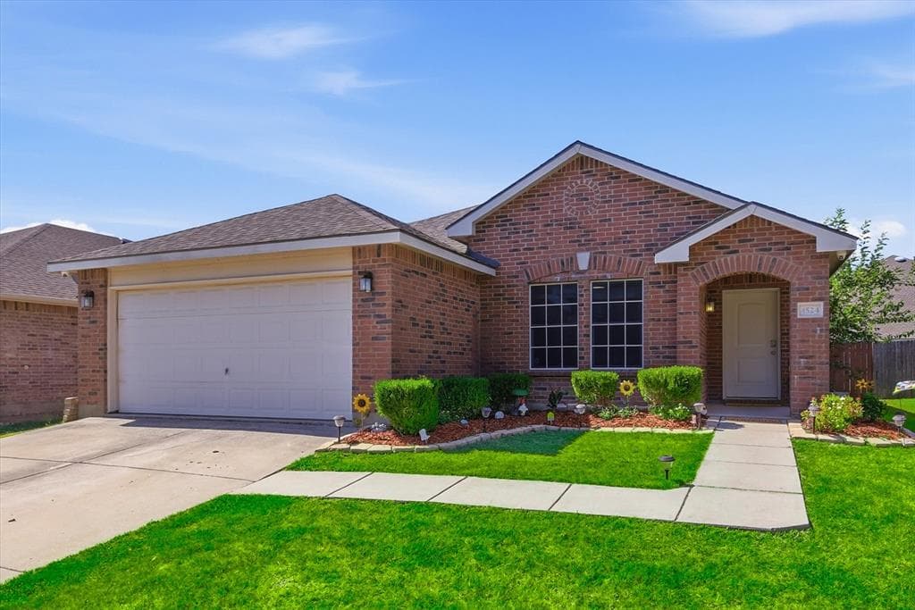 4524 Hounds Tail Ln