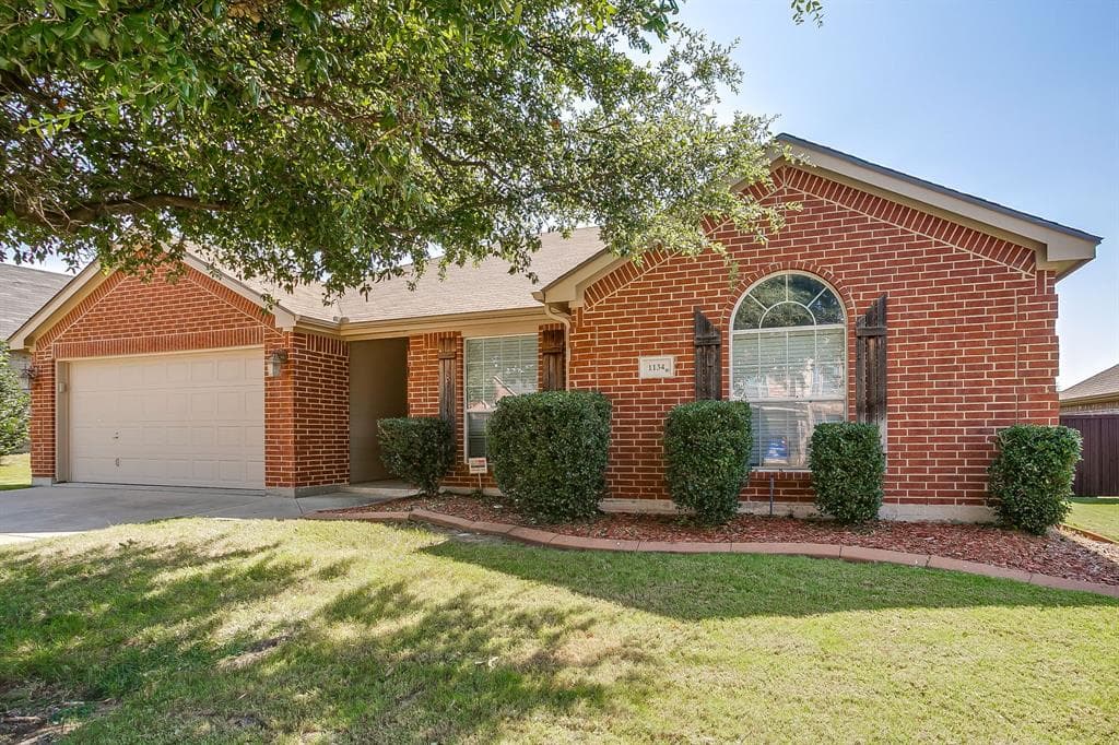 1134 Grove Ct