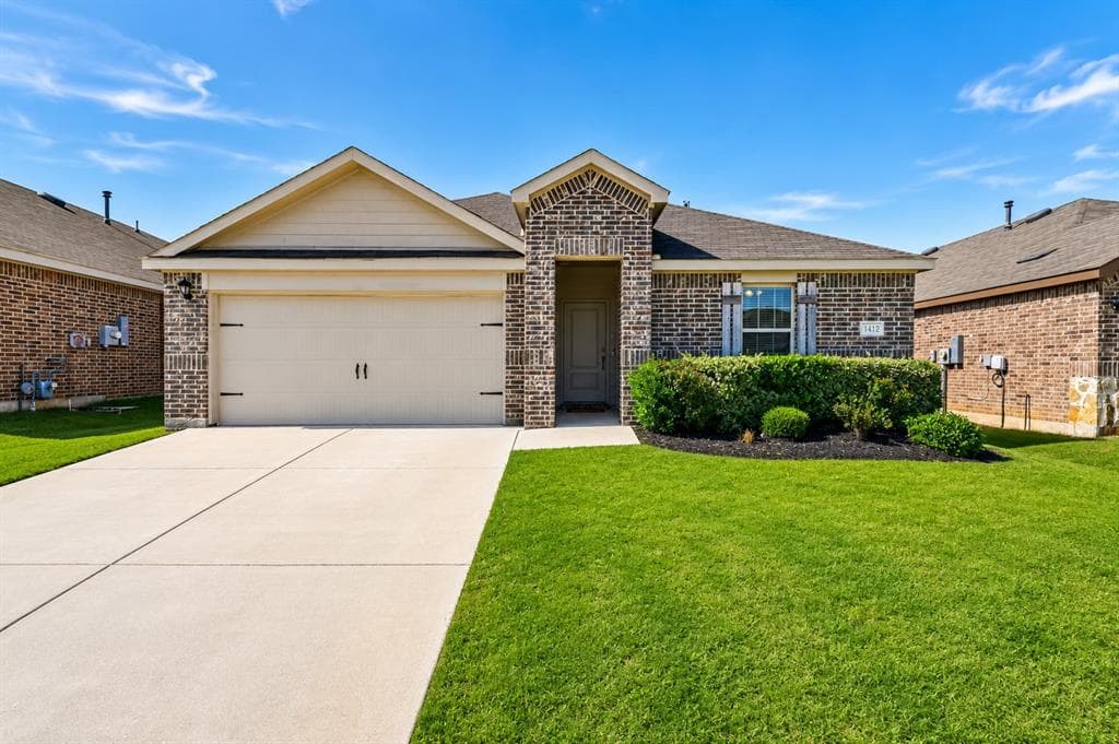 1412 Stuarts Forest Dr