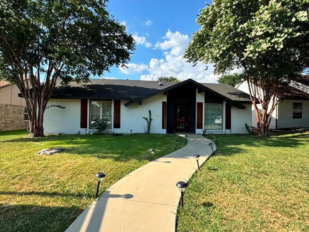 3141 Darvany Dr