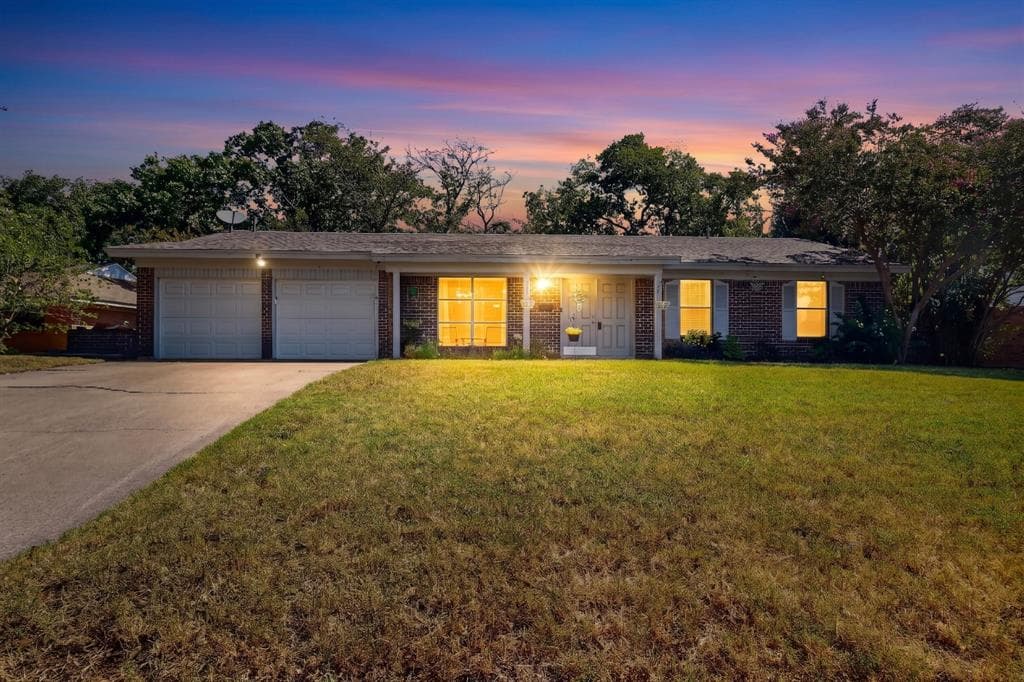 4513 Blue Lake Ct