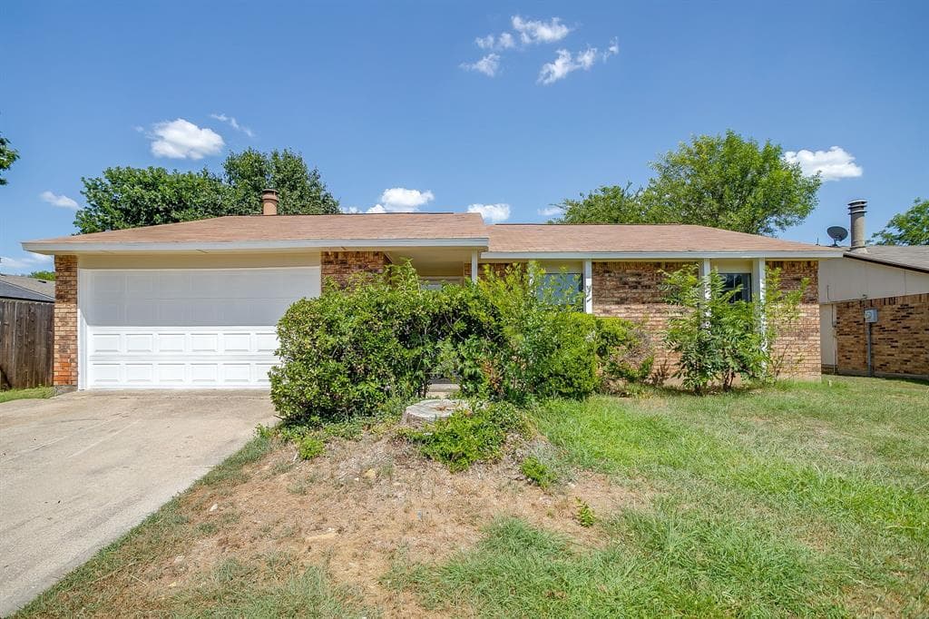 7805 Evening Star Dr