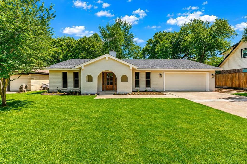 1141 Henson Dr