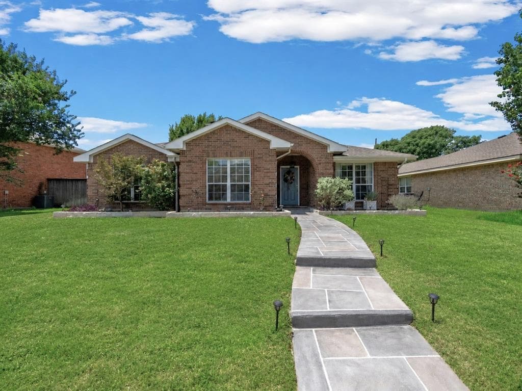 204 Arbor Ridge Dr