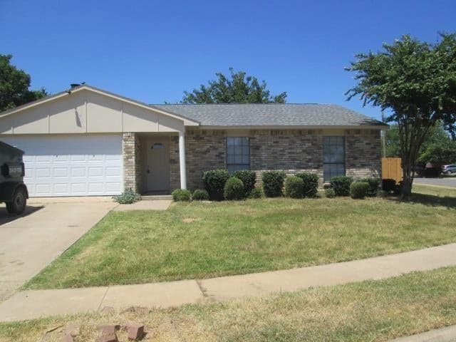 6329 Sunrise Dr