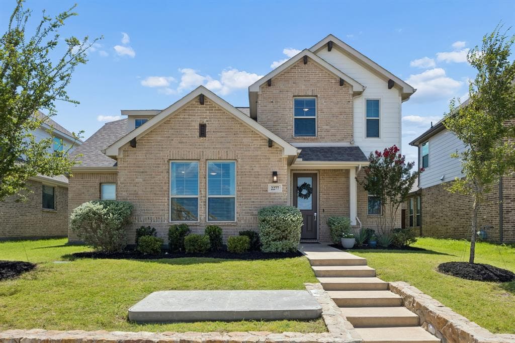 2277 Glacier Dr