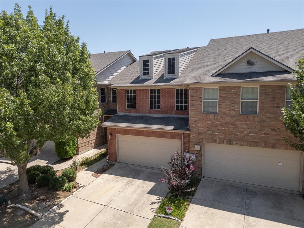 2661 Jacobson Dr