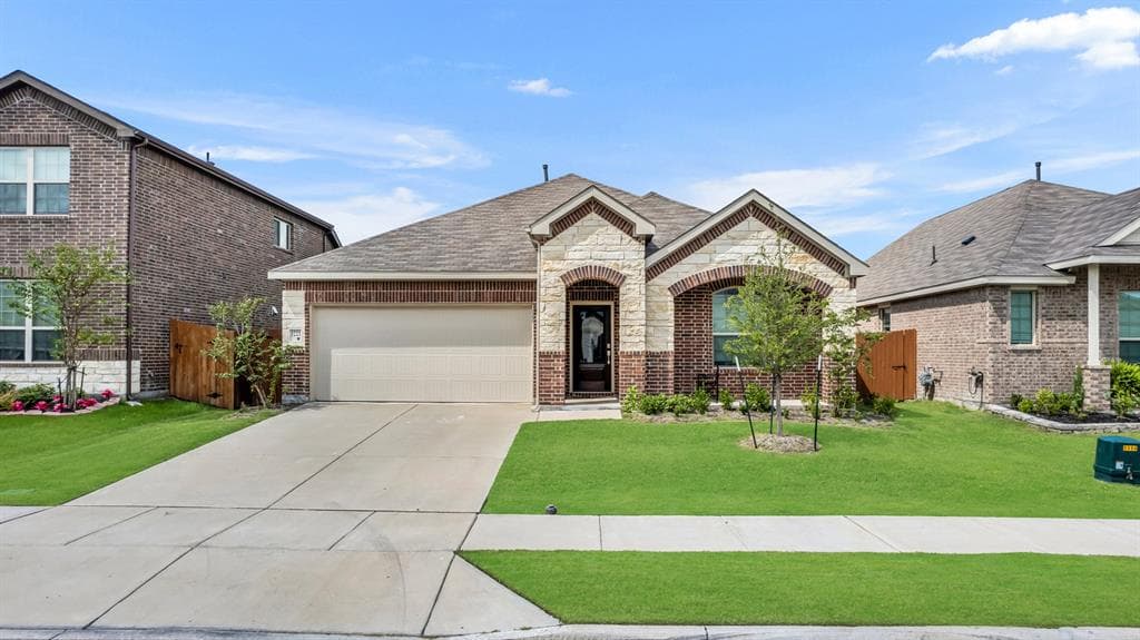3221 Sioux Trl