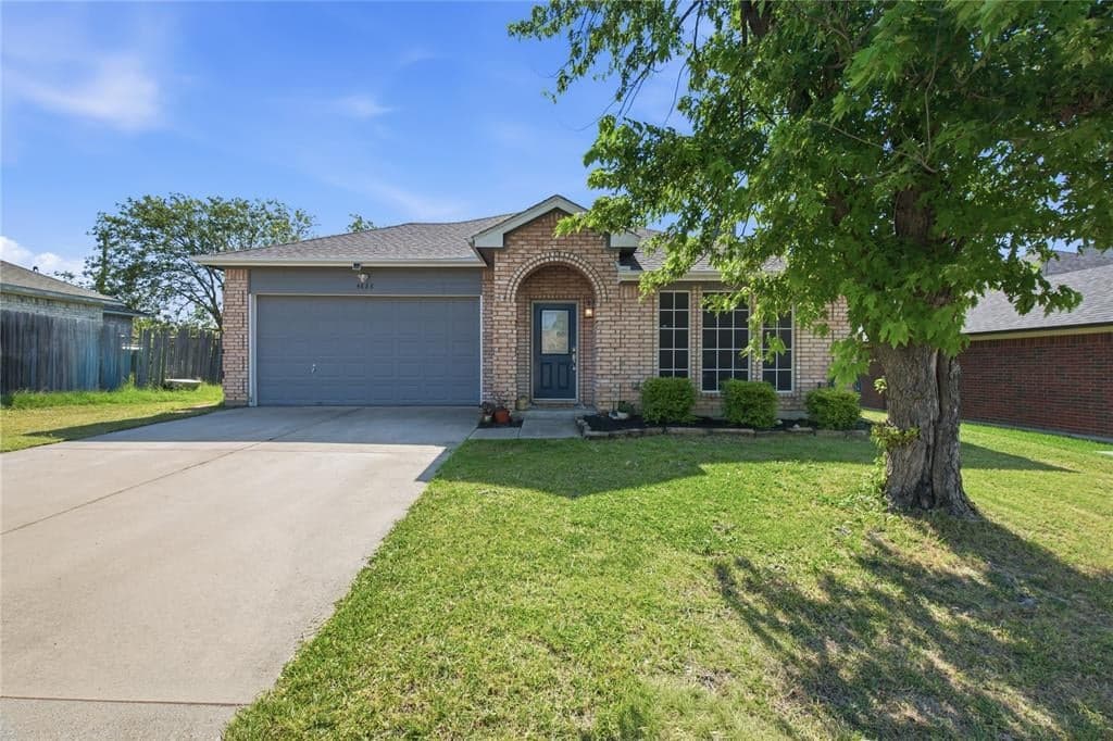 4828 Deal Dr