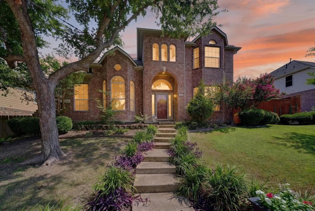 471 Monterey Dr