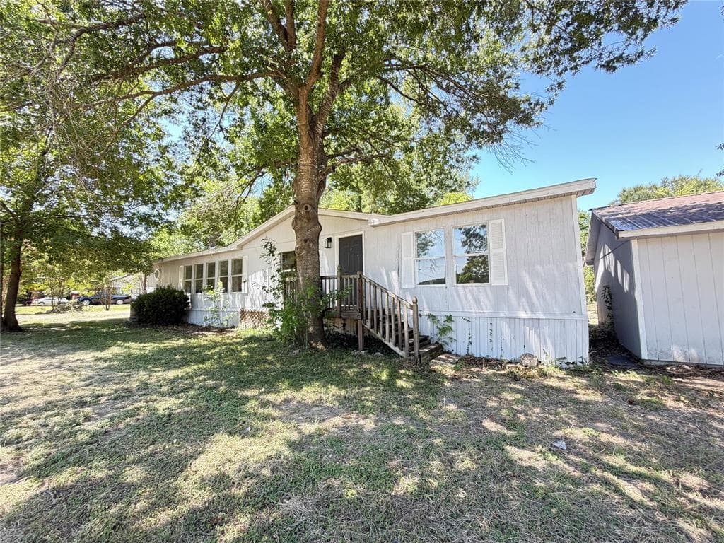 1010 Glen Brook Dr