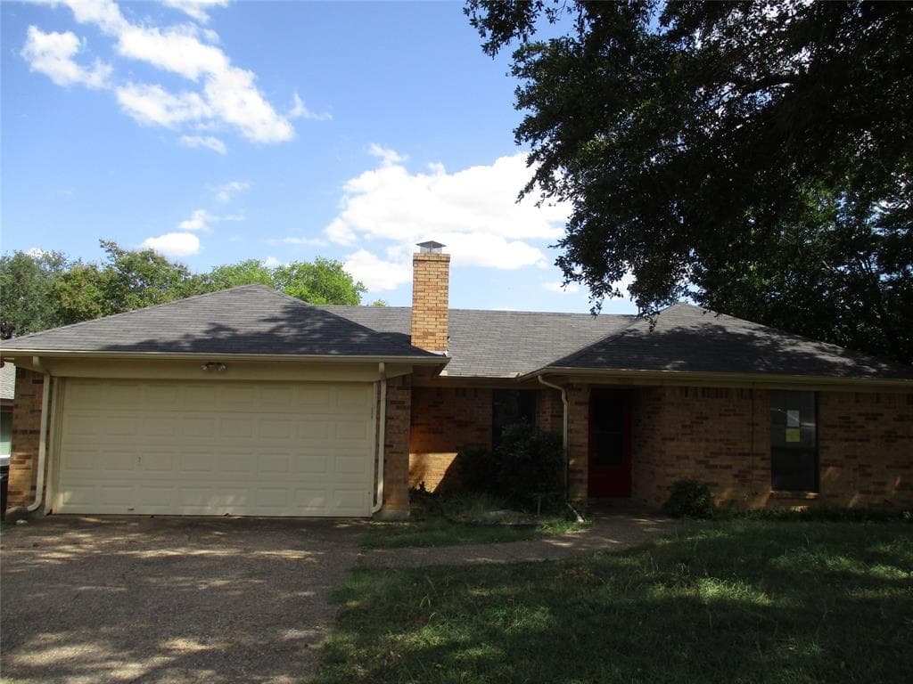 6925 Alexandria Ct