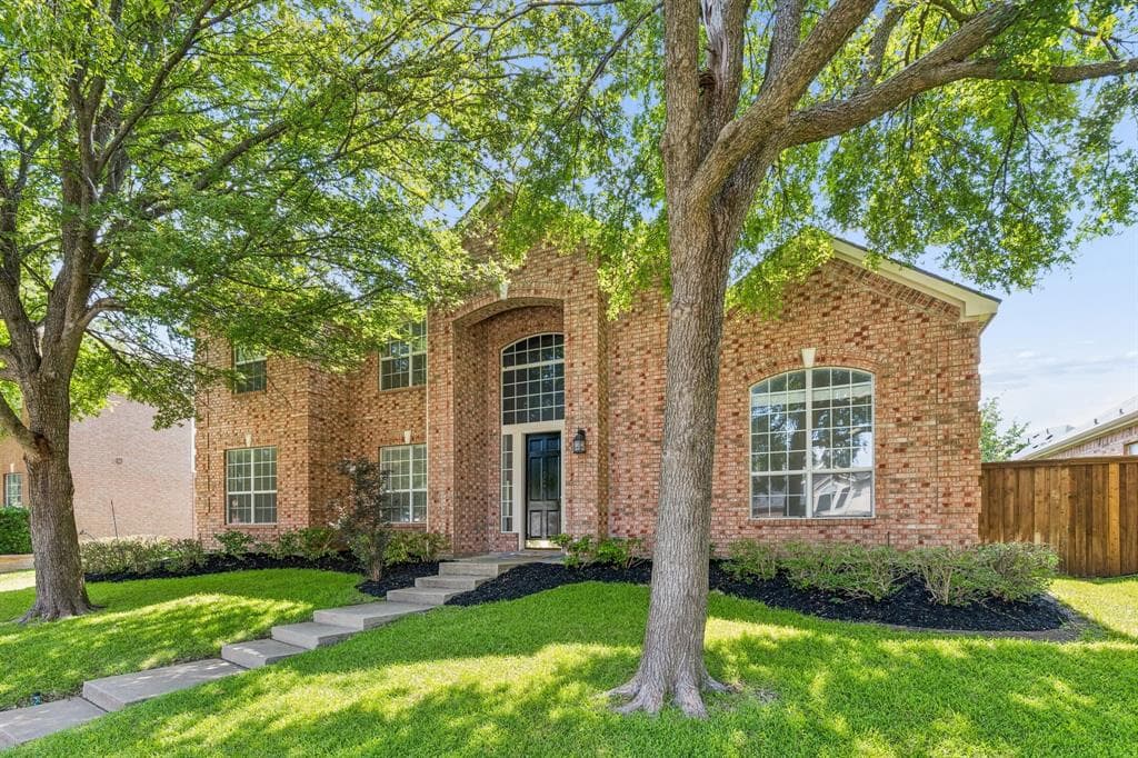 8121 Skyridge Dr