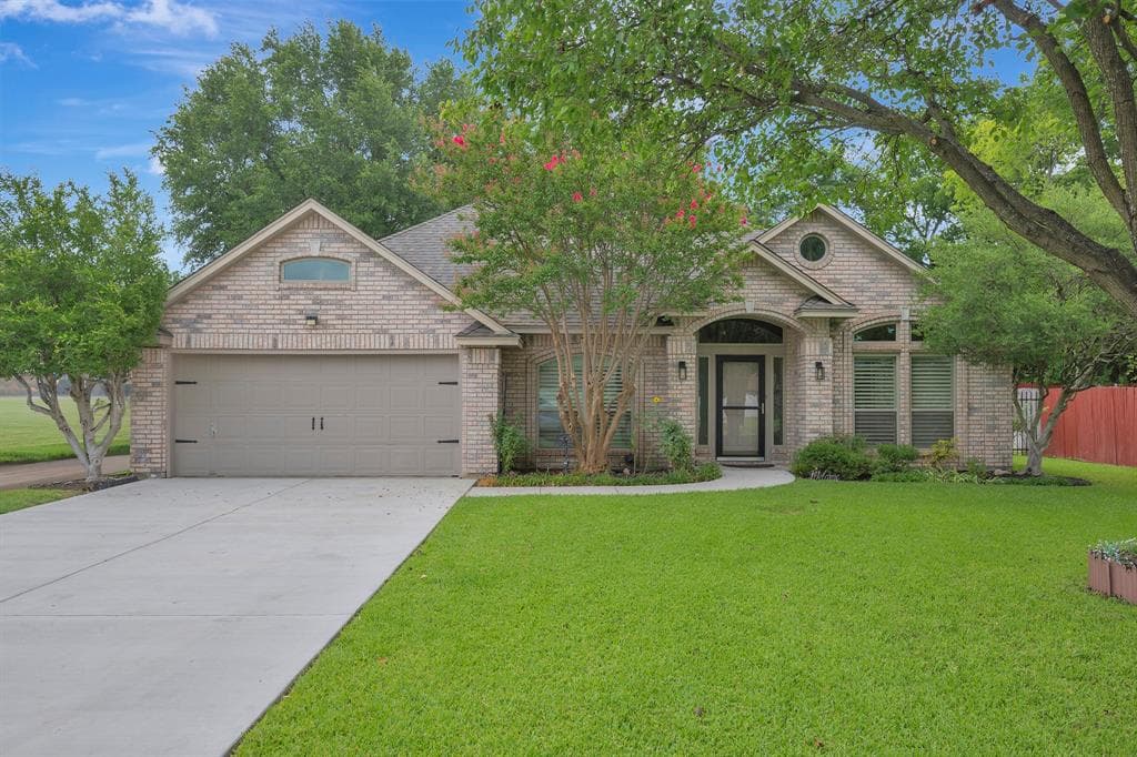 4731 Saddlebrook Dr