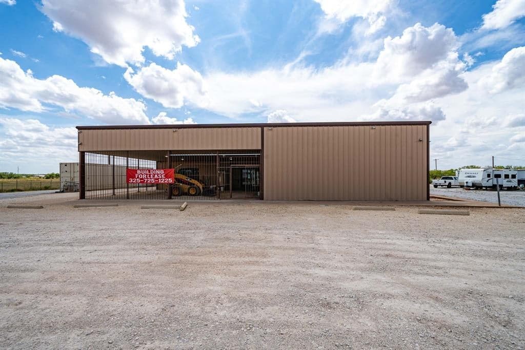 2165 Us Highway 277 N