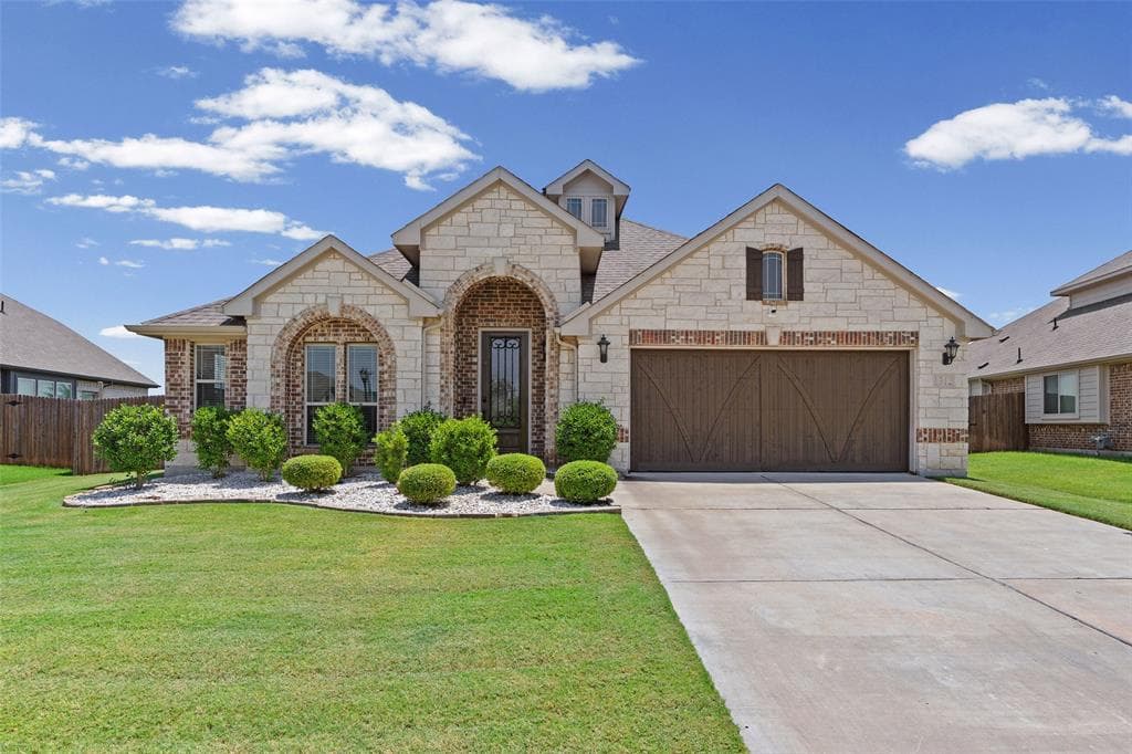 1312 Thicket Dr