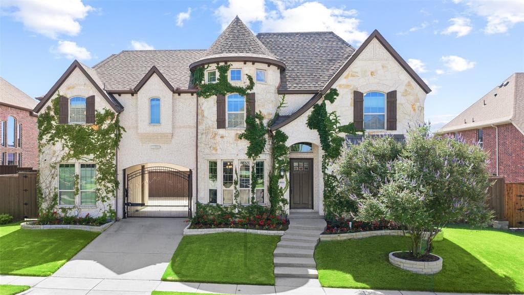 4664 Maverick Way