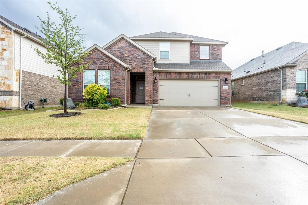 3235 Hunters Glen Dr