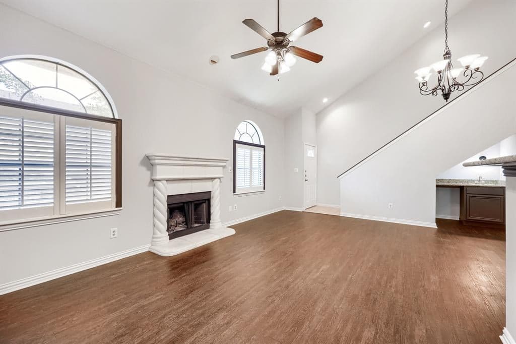 2800 Keller Springs Rd Apt 4c