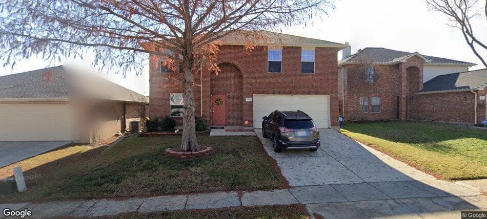 1452 Waterford Dr