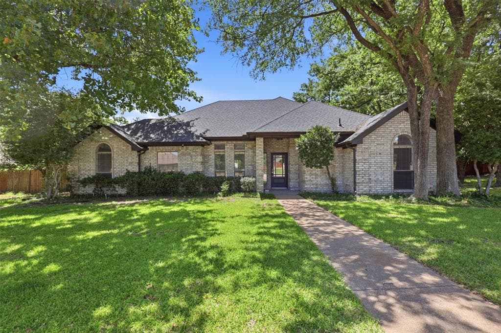 1309 Oak Harbor Blvd
