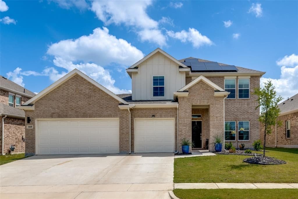 660 Cari Ln