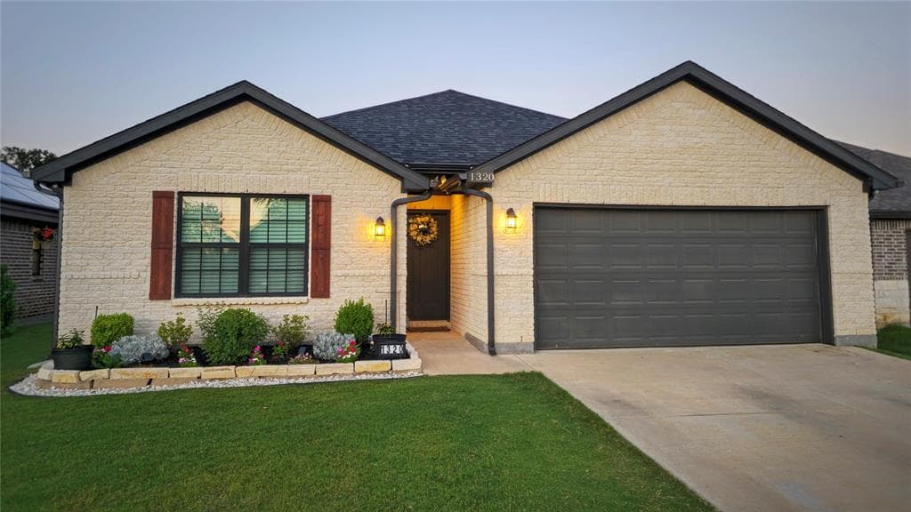 1320 Oak Vly