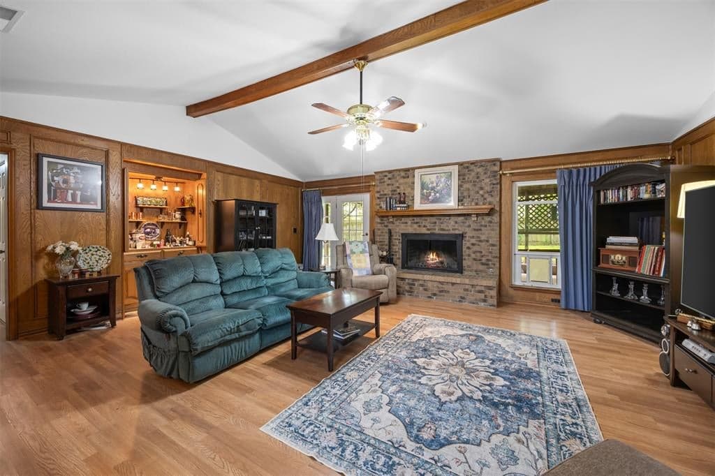 Gallery image 4