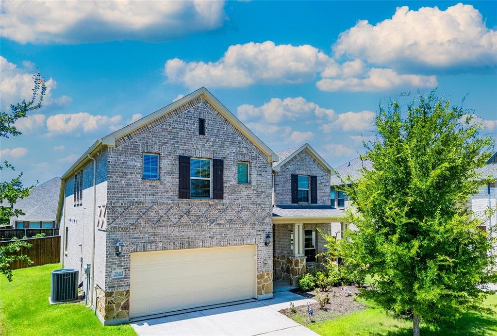 2541 Canary Grass Ln