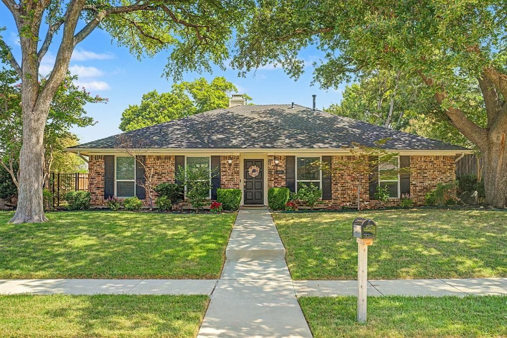 4529 Denver Dr