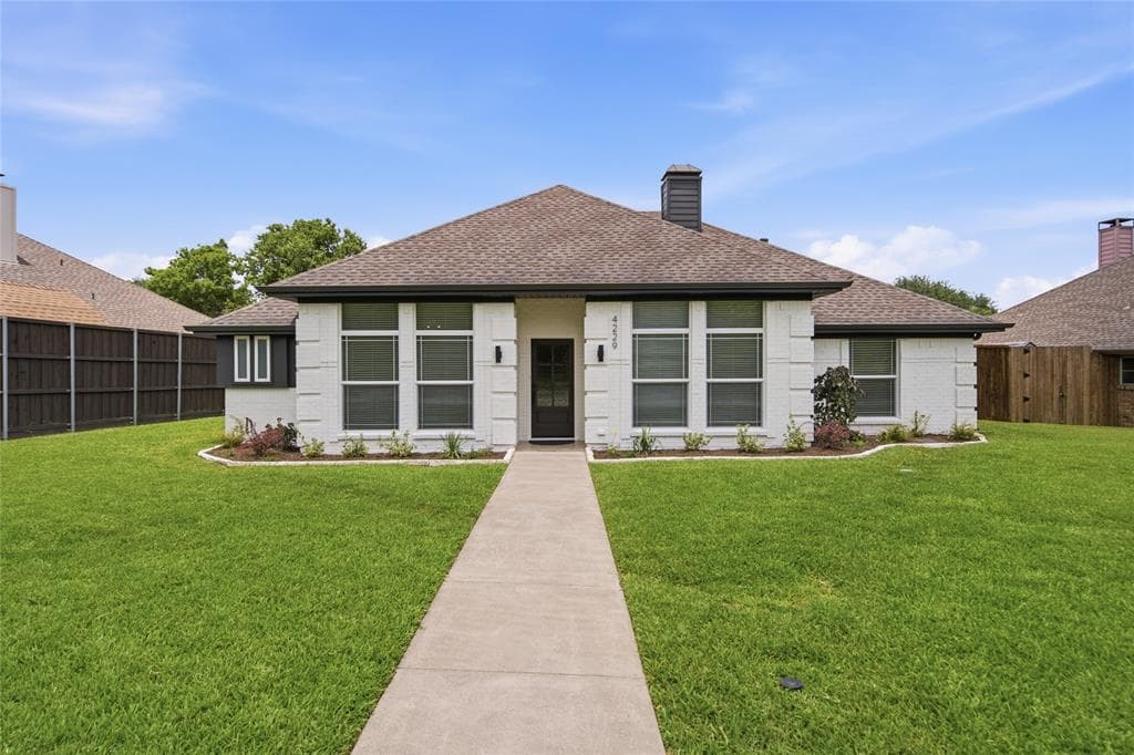 4229 Emerson Dr