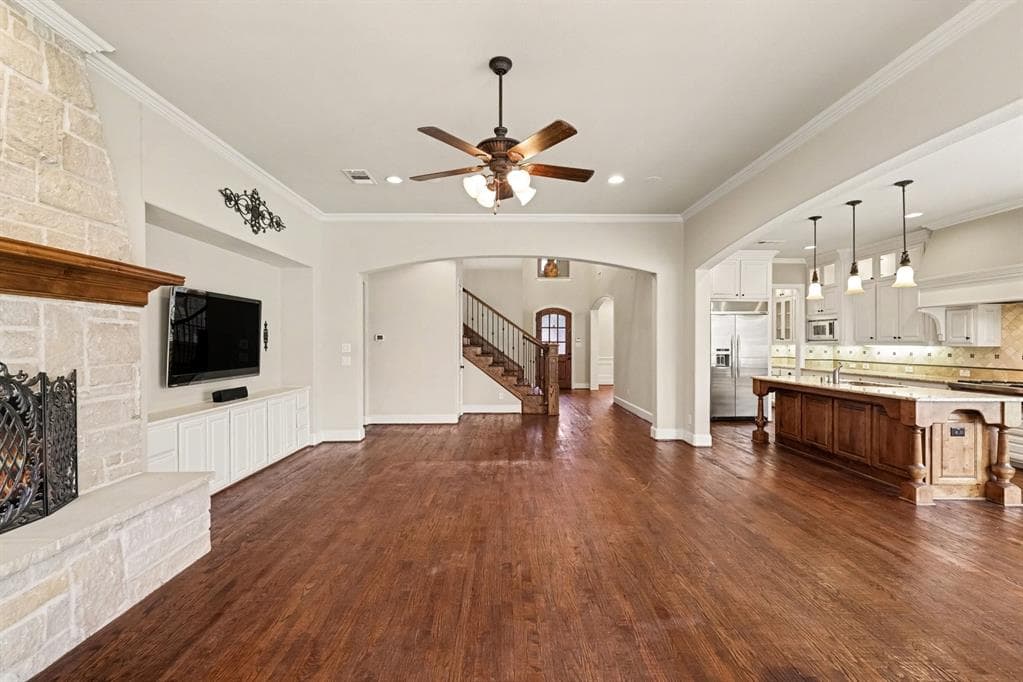 408 Blue Ridge Ct