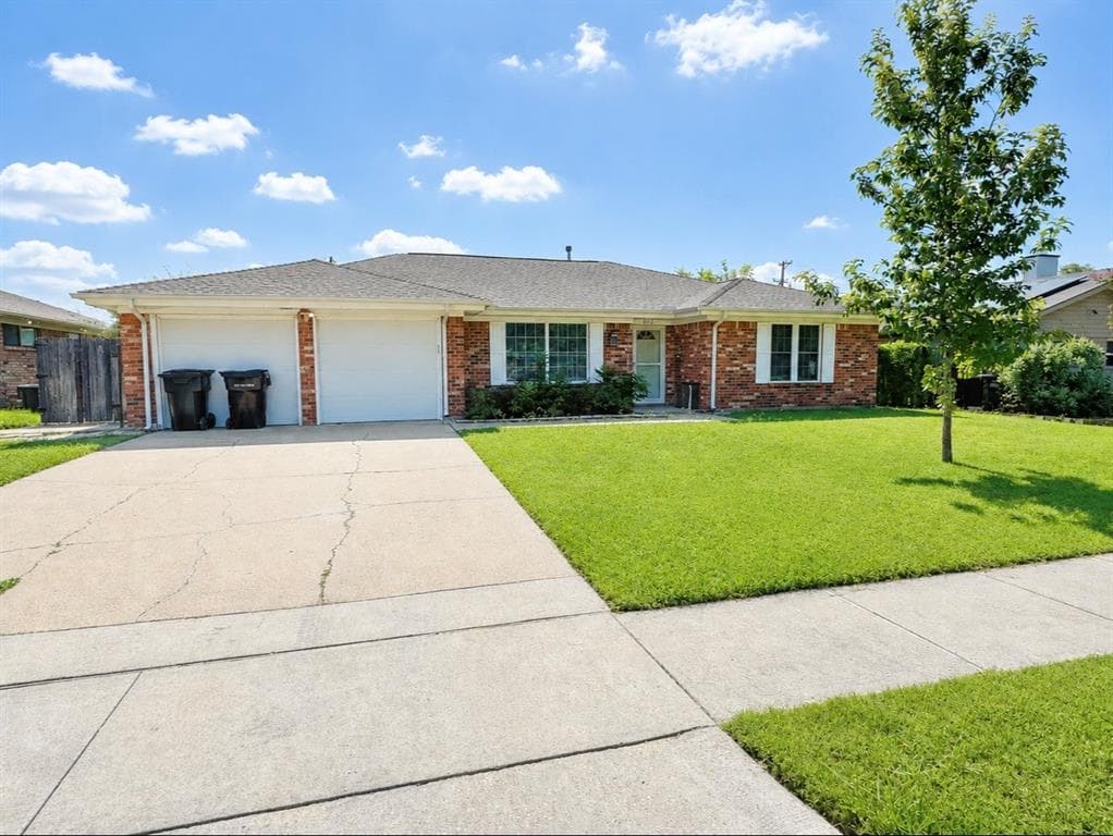 902 Ridgefield Dr