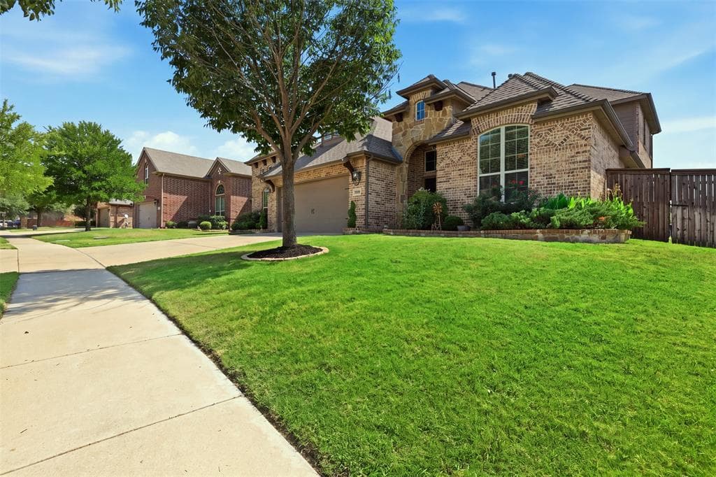 12909 Grandstand Way