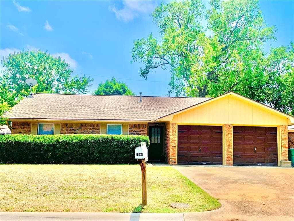 3504 Kingfisher Ln