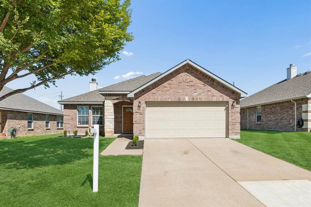 1336 Connie St