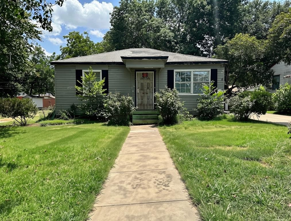 1114 Edwards Cir