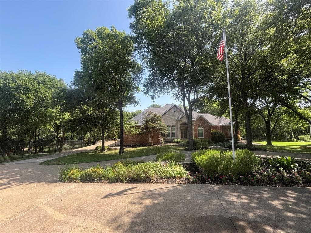 2643 Creekwood Dr