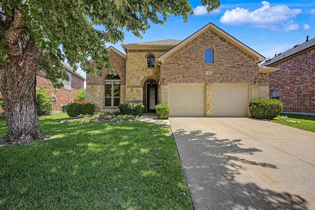 518 Collins Ln
