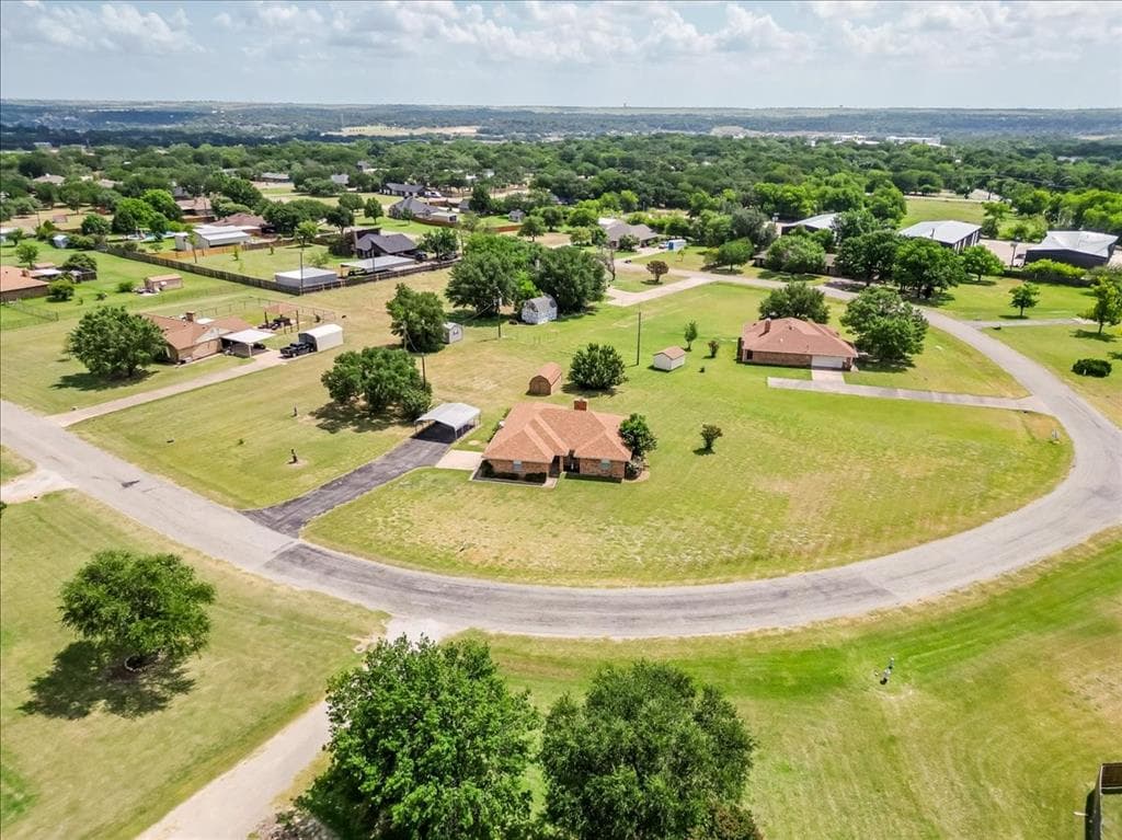 601 Deer Pond Dr