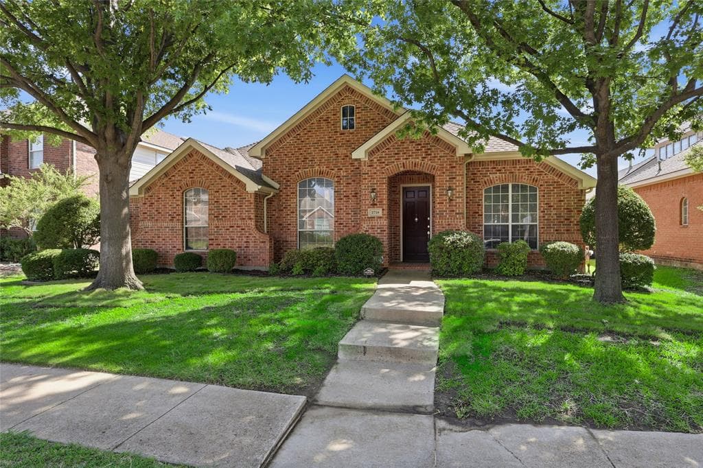2718 Serena Ct