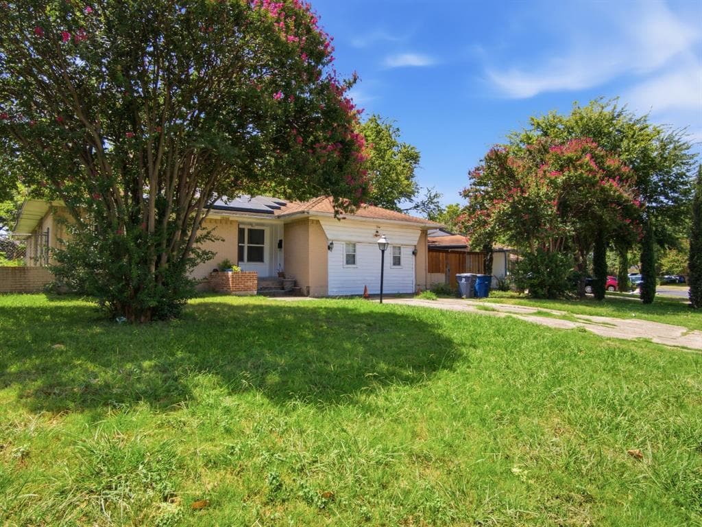 10560 Channel Dr