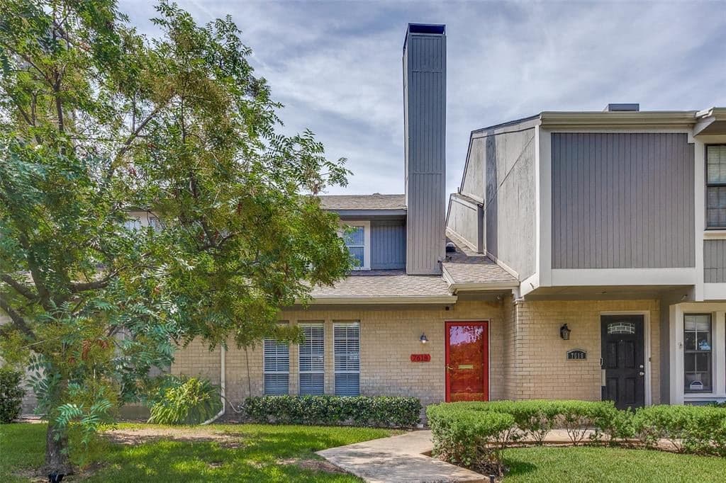 7618 Pebblestone Dr