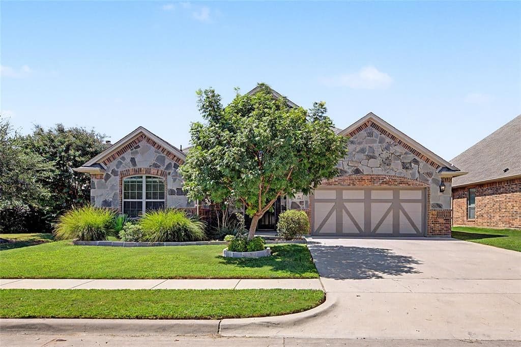 636 Yucca Ct